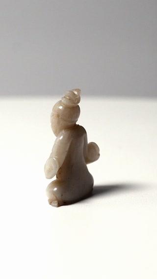 Thumbnail of A MINIATURE JADE FIGURE OF BODHISATTVA Song-Ming dynasty video 1
